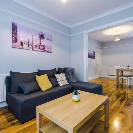 ليفربول Anfield House 2 Bedroom 2 Mins From Anfield Stadium Sleeps 7 المظهر الخارجي الصورة